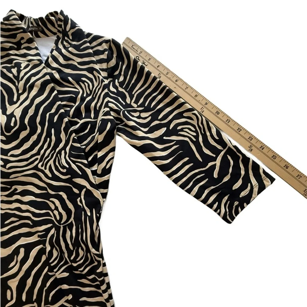 J. McLaughlin Zebra-Print V-Neck Wrap Catalina Cloth Dress in Black and Cream. M